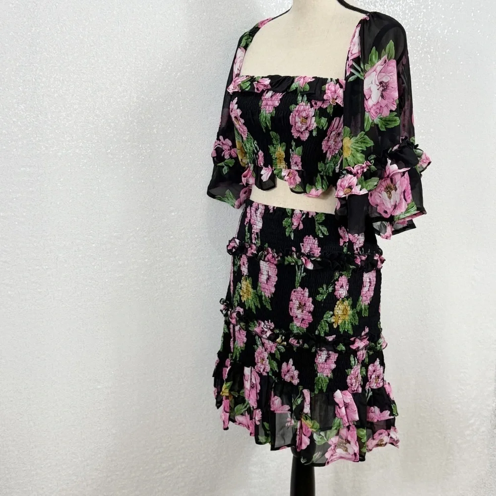 Collective Rack Black and Pink Floral Skirt Set Size Large Women’s